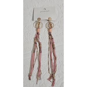 NWT Free People Boho Bridge Dangle Earrings Pink Gold Seashell Beachy NEW